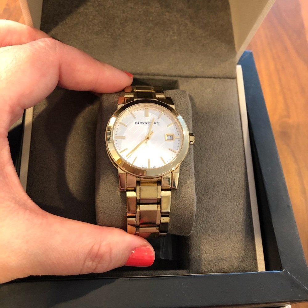 Burberry Watch - Picture 6 of 10